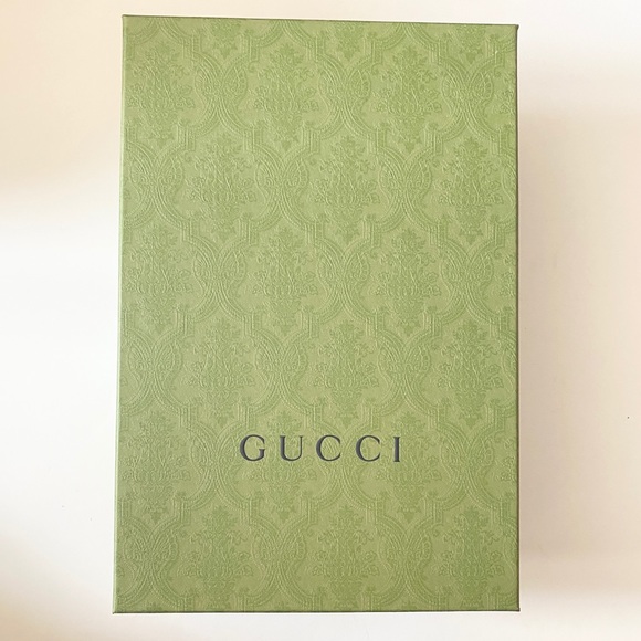 ✨Gucci✨ Green Shoe Box